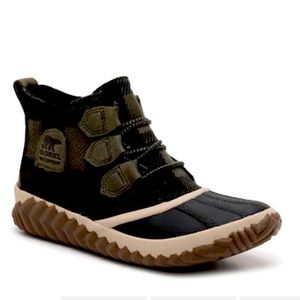 Sorel Out and About Duck winter boots